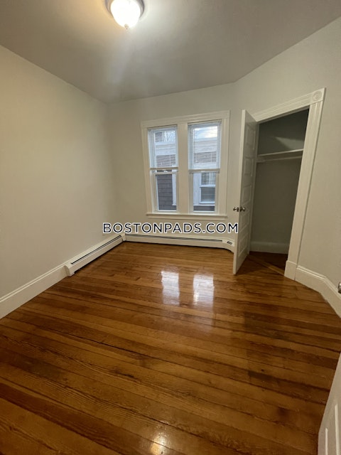 Romsey St. Boston photo 18