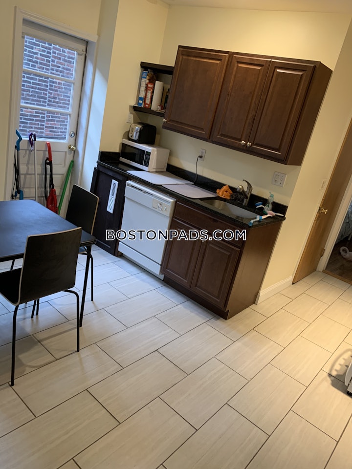 north-end-apartment-for-rent-1-bedroom-1-bath-boston-3300-8030902 