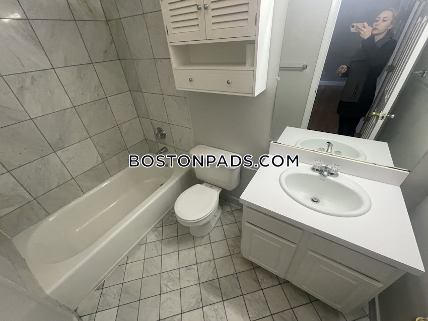 BOSTON - BACK BAY - 1 Bed, 1 Bath - Image 30