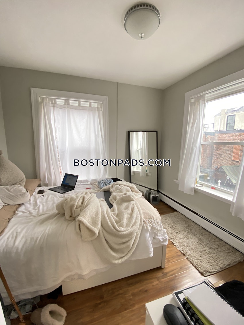 BOSTON - NORTH END - 3 Beds, 1 Bath - Image 25