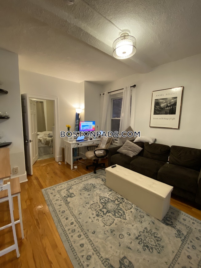 Boston - $5,500+ /mo