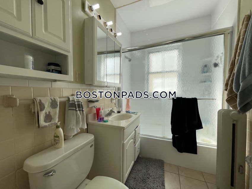 BOSTON - BRIGHTON- WASHINGTON ST./ ALLSTON ST. - 2 Beds, 1 Bath - Image 3