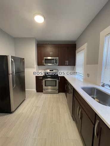 Boston - 4 Beds, 2 Baths