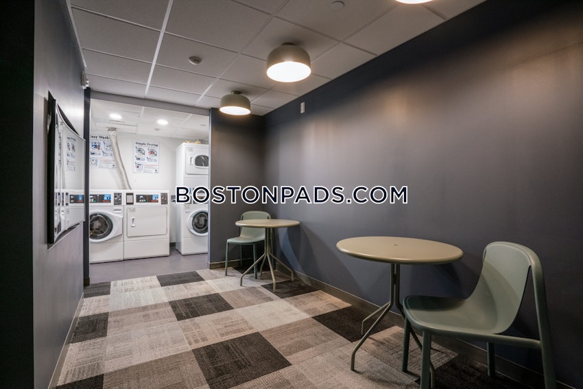 BOSTON - NORTHEASTERN/SYMPHONY - 3 Beds, 1.5 Baths - Image 10