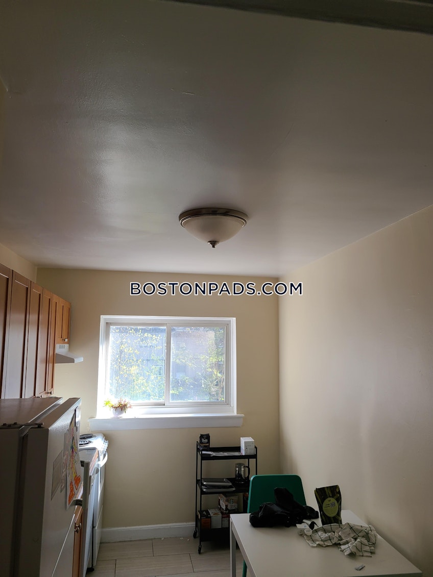 Boston - $3,250+ /month
