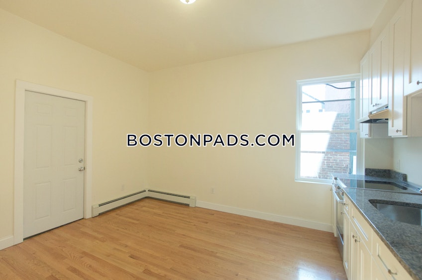 Boston - $2,200+ /month
