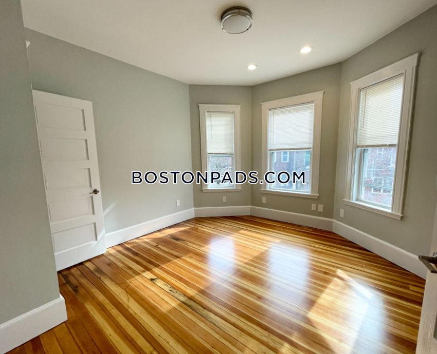 BOSTON - DORCHESTER - SAVIN HILL - 4 Beds, 1 Bath - Image 7