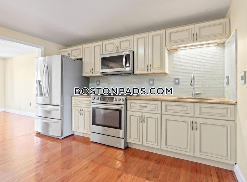 BOSTON - SOUTH BOSTON - ANDREW SQUARE - 3 Beds, 2 Baths - Image 3