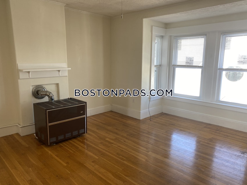 BOSTON - SOUTH BOSTON - ANDREW SQUARE - 1 Bed, 1 Bath - Image 10