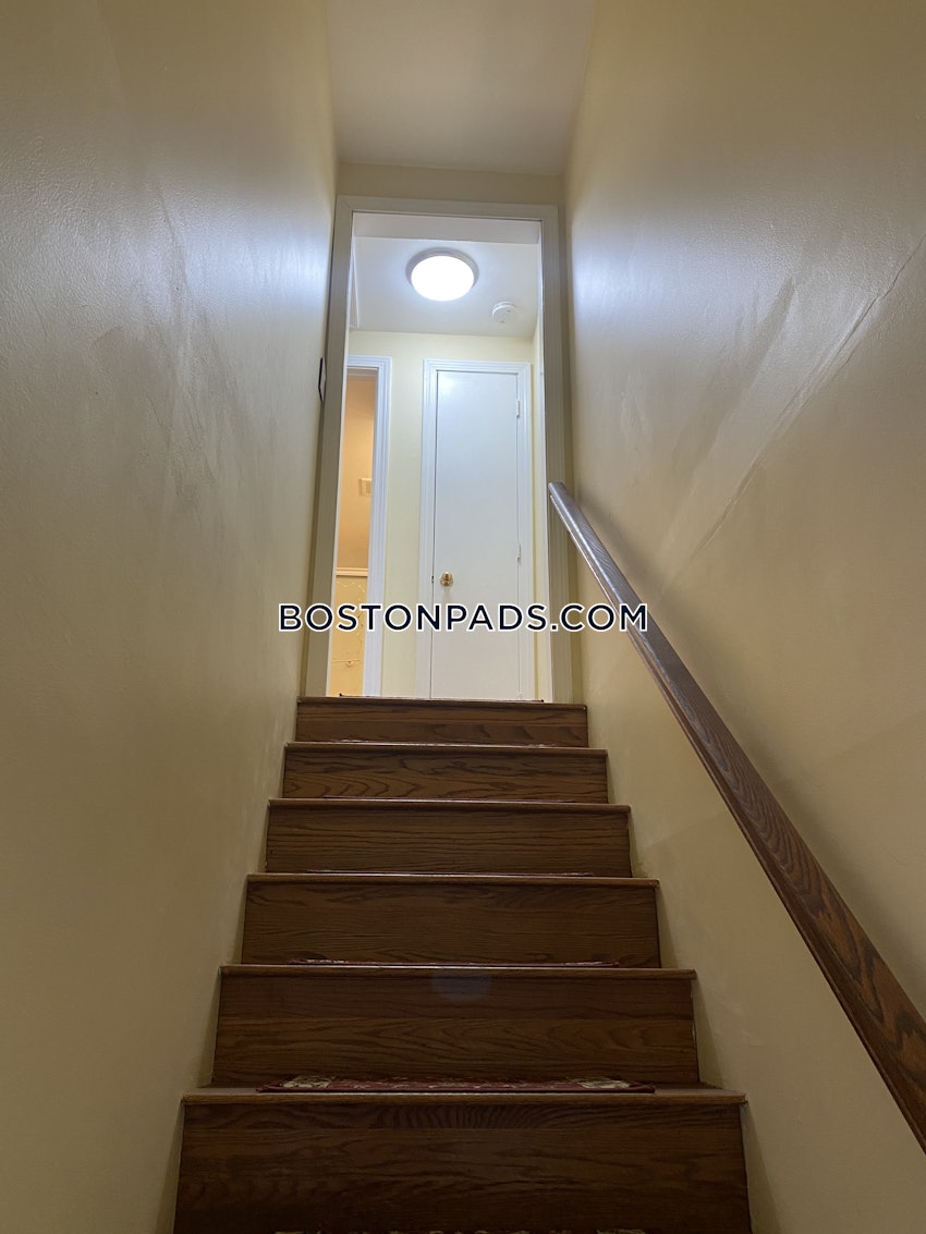 BOSTON - SOUTH BOSTON - ANDREW SQUARE - 3 Beds, 2 Baths - Image 22