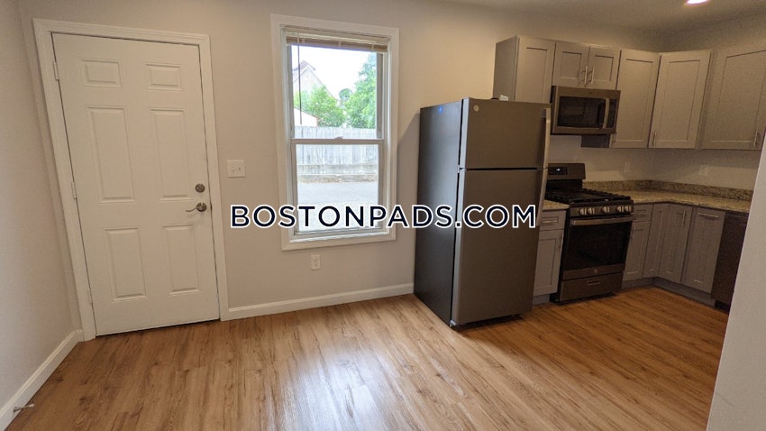 WALTHAM - 3 Beds, 2 Baths - Image 1