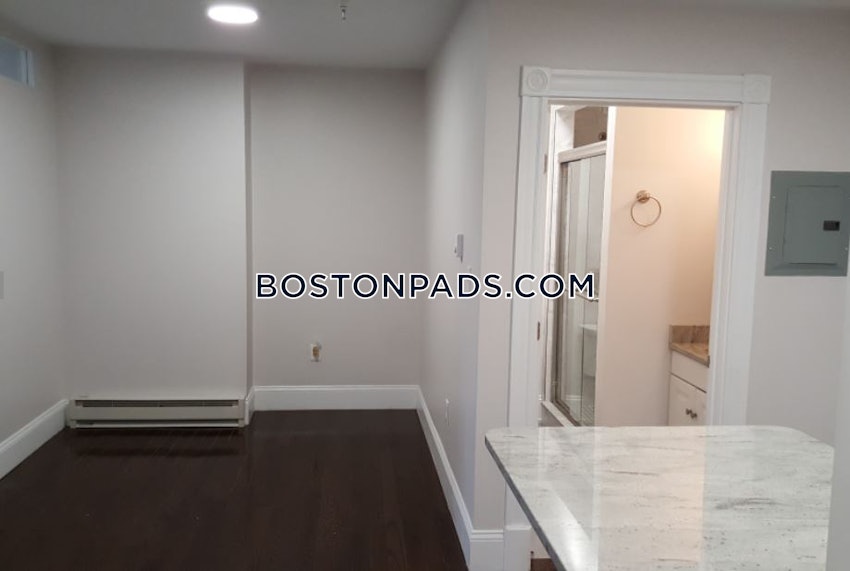 BOSTON - NORTHEASTERN/SYMPHONY - 2 Beds, 1 Bath - Image 2