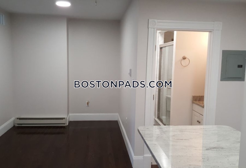 BOSTON - NORTHEASTERN/SYMPHONY - 2 Beds, 1 Bath - Image 3