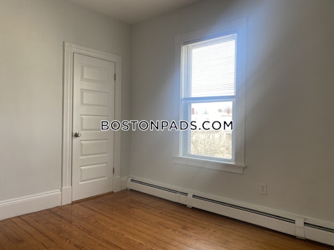 Romsey St. Boston photo 7