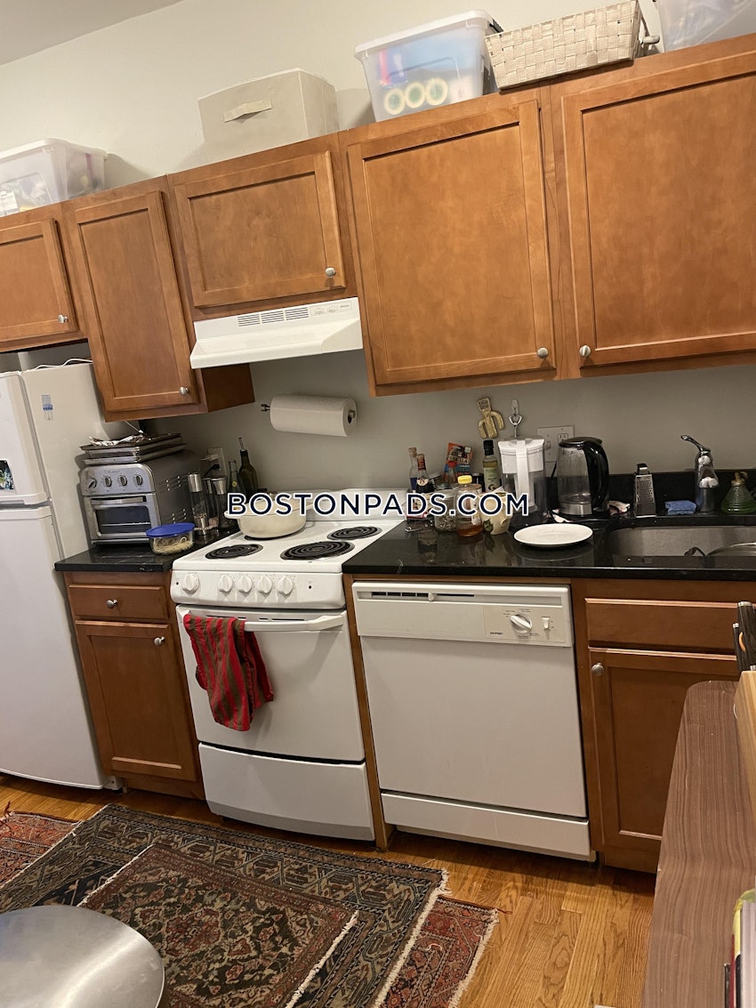 BOSTON - NORTH END - 1 Bed, 1 Bath - Image 15