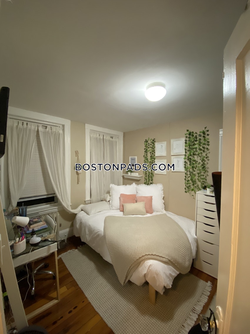 BOSTON - NORTH END - 1 Bed, 1 Bath - Image 20