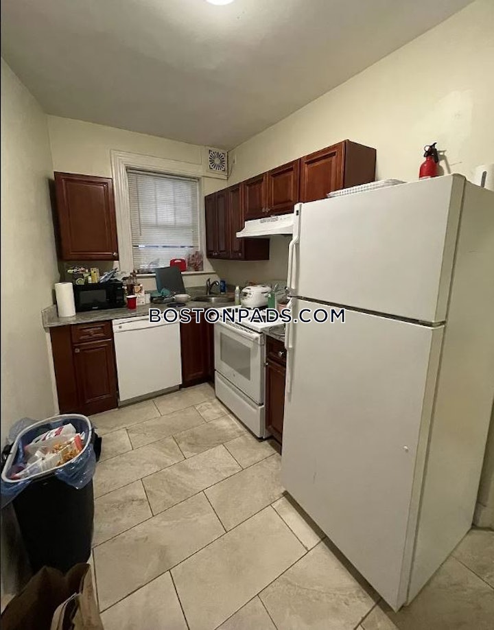 brookline-apartment-for-rent-2-bedrooms-1-bath-coolidge-corner-3600-46528 