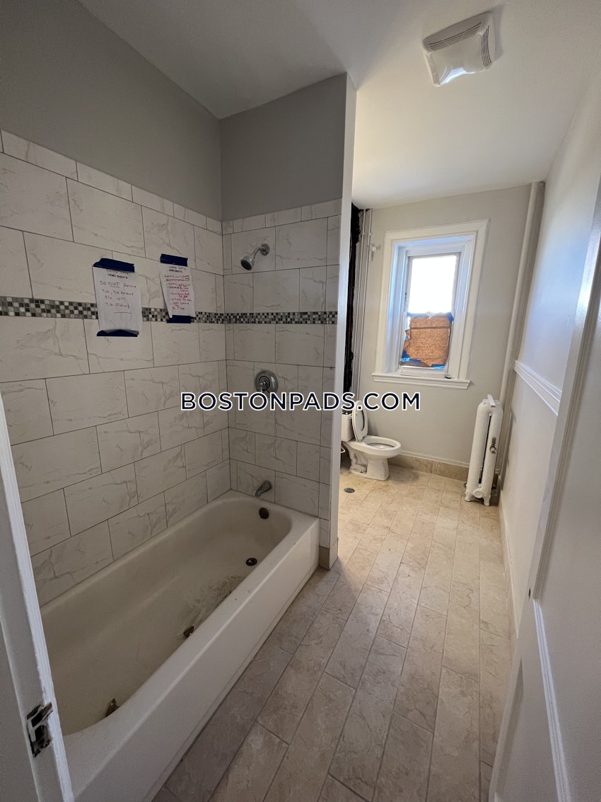 BOSTON - ALLSTON - 3 Beds, 2 Baths - Image 43