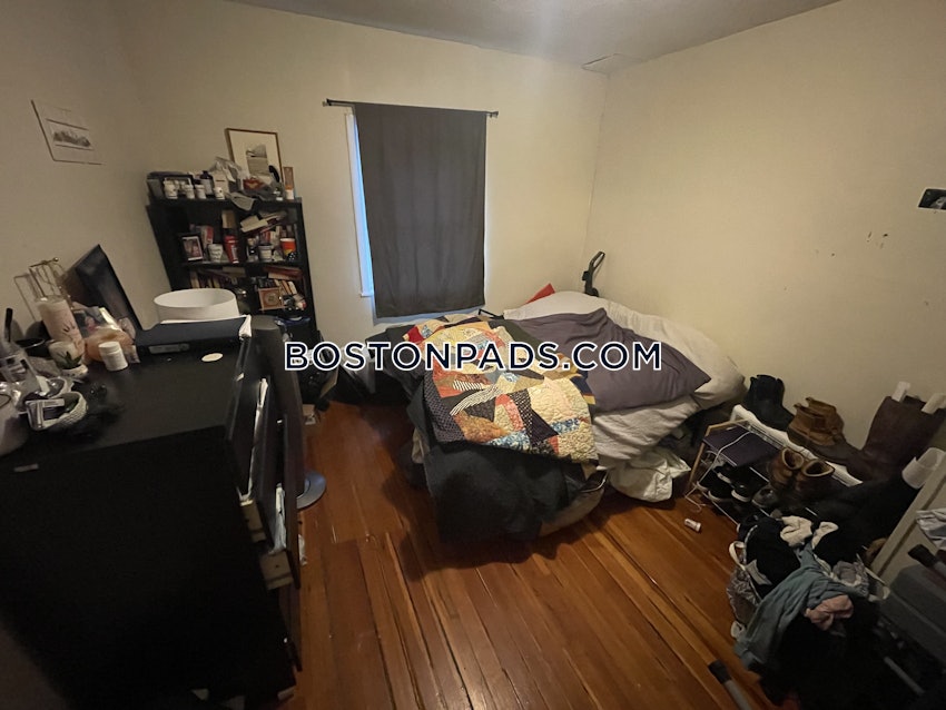 BOSTON - NORTH END - 3 Beds, 1 Bath - Image 1