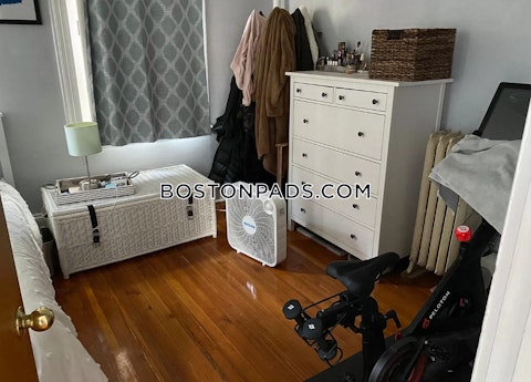 Myrtle St. Boston photo 17