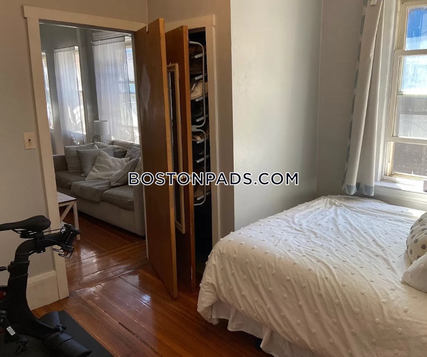 BOSTON - BEACON HILL - 1 Bed, 1 Bath - Image 7