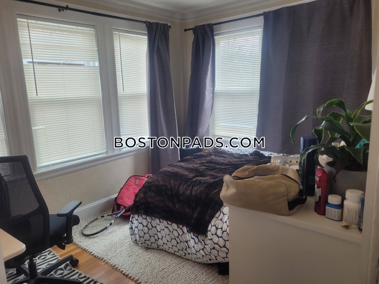 Colborne Rd., Boston