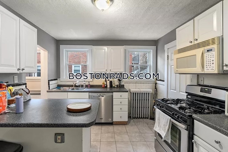 Colborne Rd., Boston