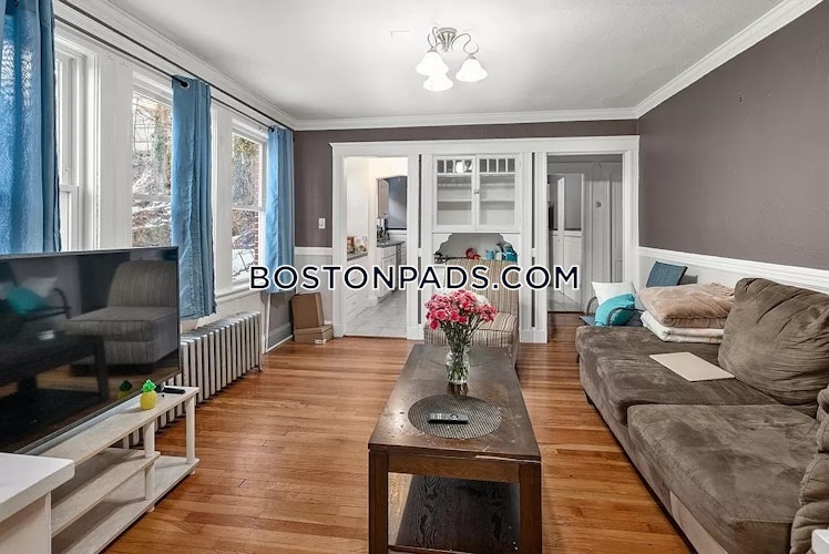 Colborne Rd., Boston