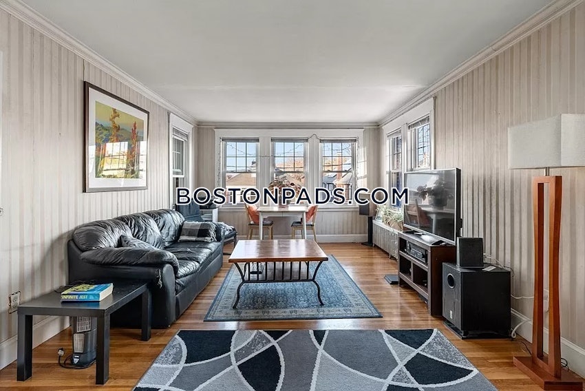 BOSTON - BRIGHTON- WASHINGTON ST./ ALLSTON ST. - 3 Beds, 2 Baths - Image 1