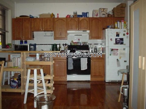 Commonwealth Ave. Boston photo 2