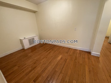 Boston - 2 Beds, 1 Baths