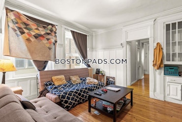 Boston - 4 Beds, 2 Baths