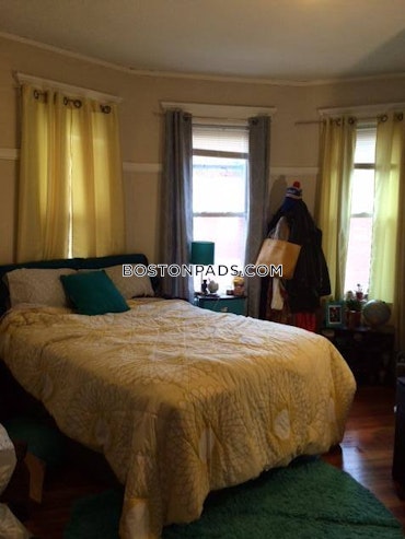 Boston - 3 Beds, 1 Baths