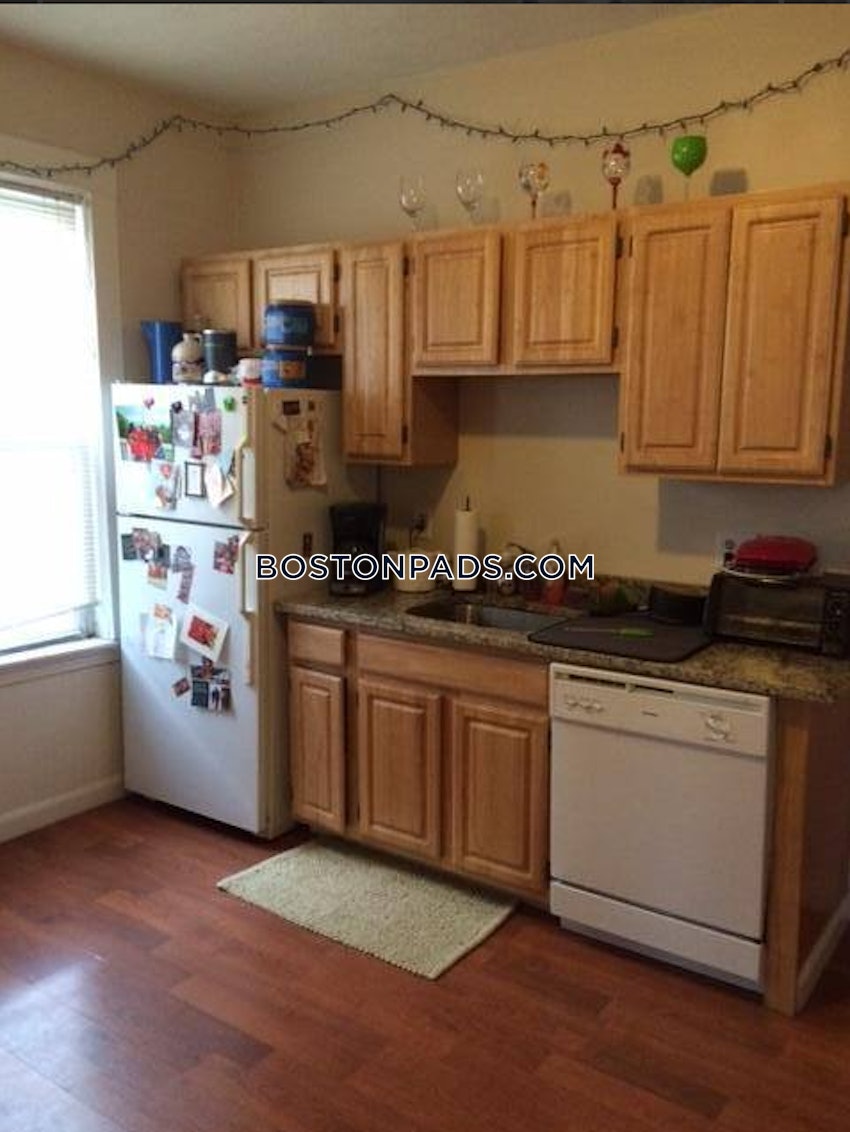 BOSTON - ALLSTON - 3 Beds, 1 Bath - Image 1