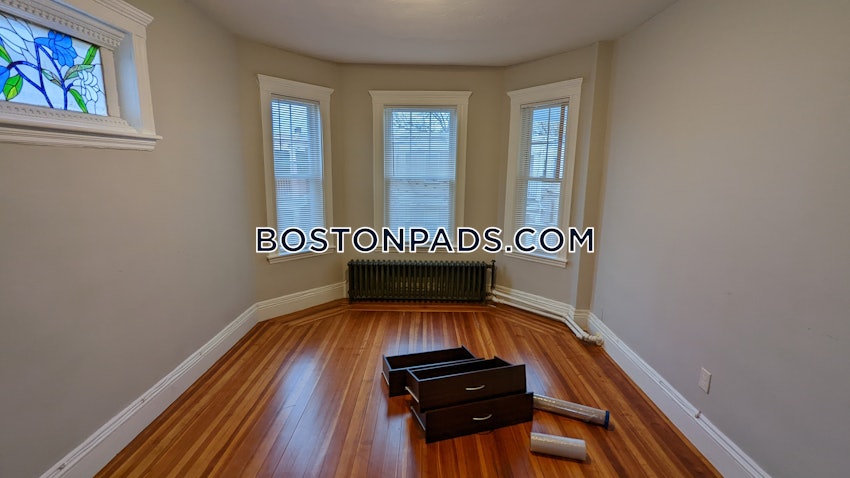 BOSTON - DORCHESTER - BLUE HILL AVENUE - 4 Beds, 1 Bath - Image 6