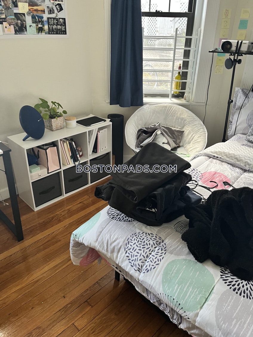 Boston - $2,750+ /month
