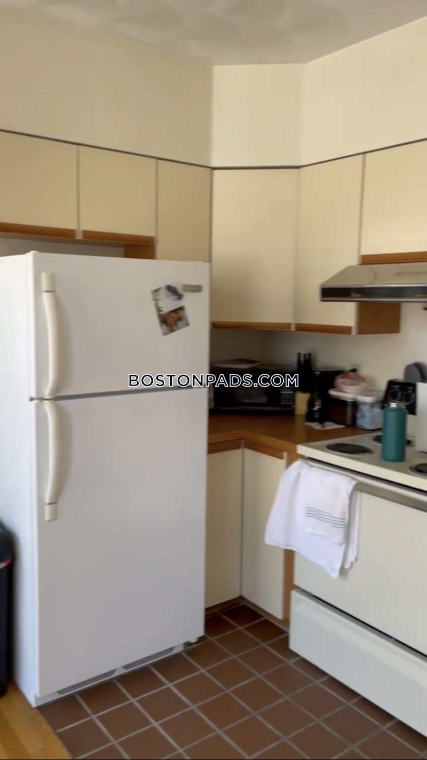 BOSTON - DOWNTOWN - 1 Bed, 1 Bath - Image 2