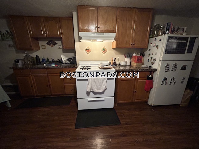 Boston - $2,450+ /mo
