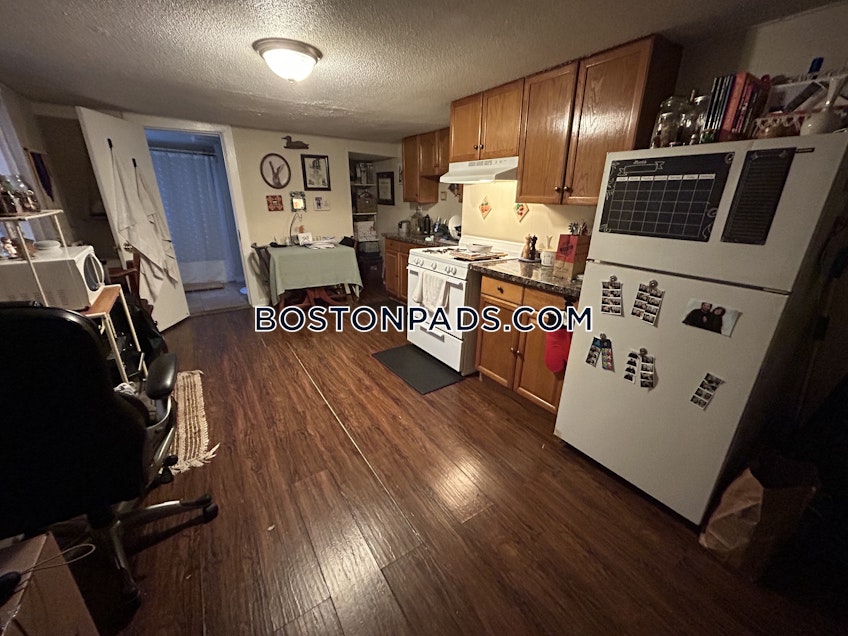 Boston - $2,450+ /month