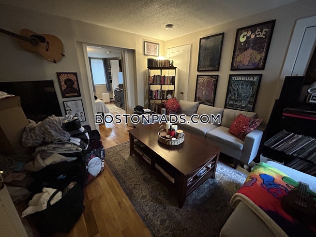 Boston - $2,450+ /mo
