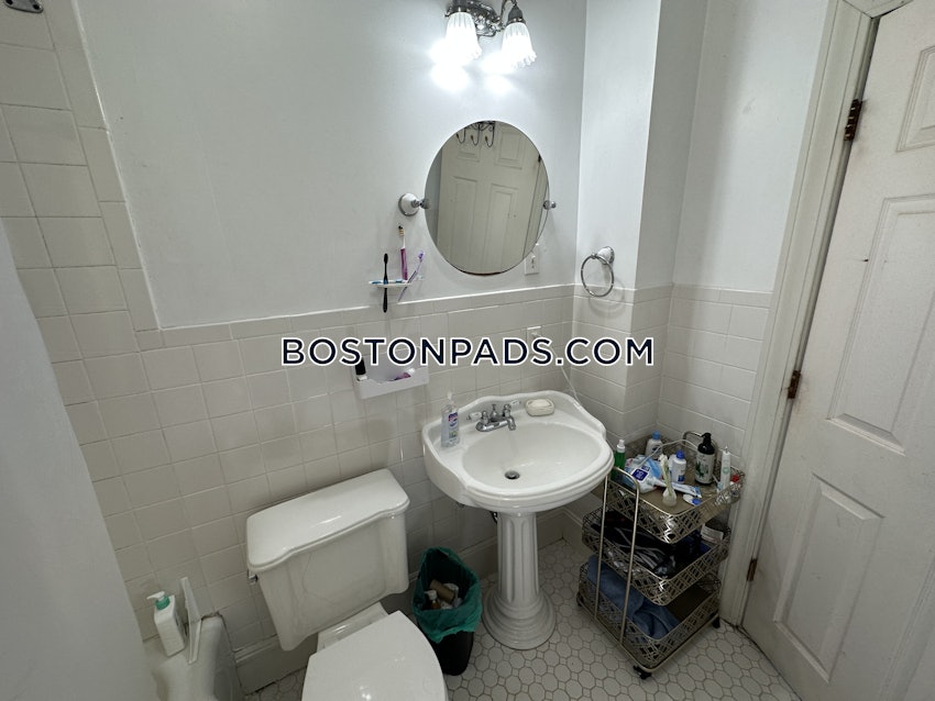 BOSTON - FORT HILL - 2 Beds, 1 Bath - Image 35