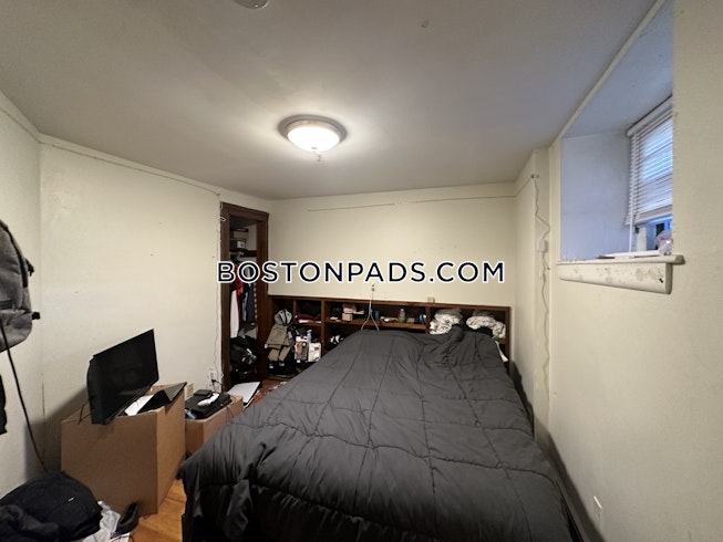 Boston - $3,200+ /mo