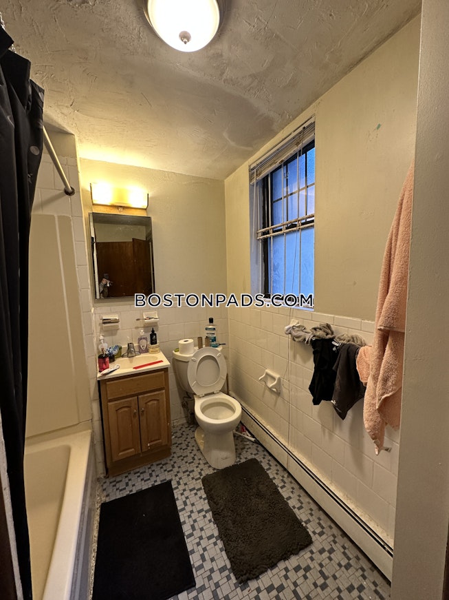 Boston - $3,200+ /mo
