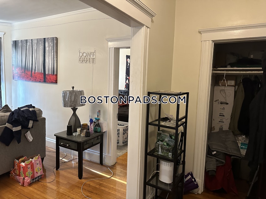 MALDEN - 1 Bed, 1 Bath - Image 17