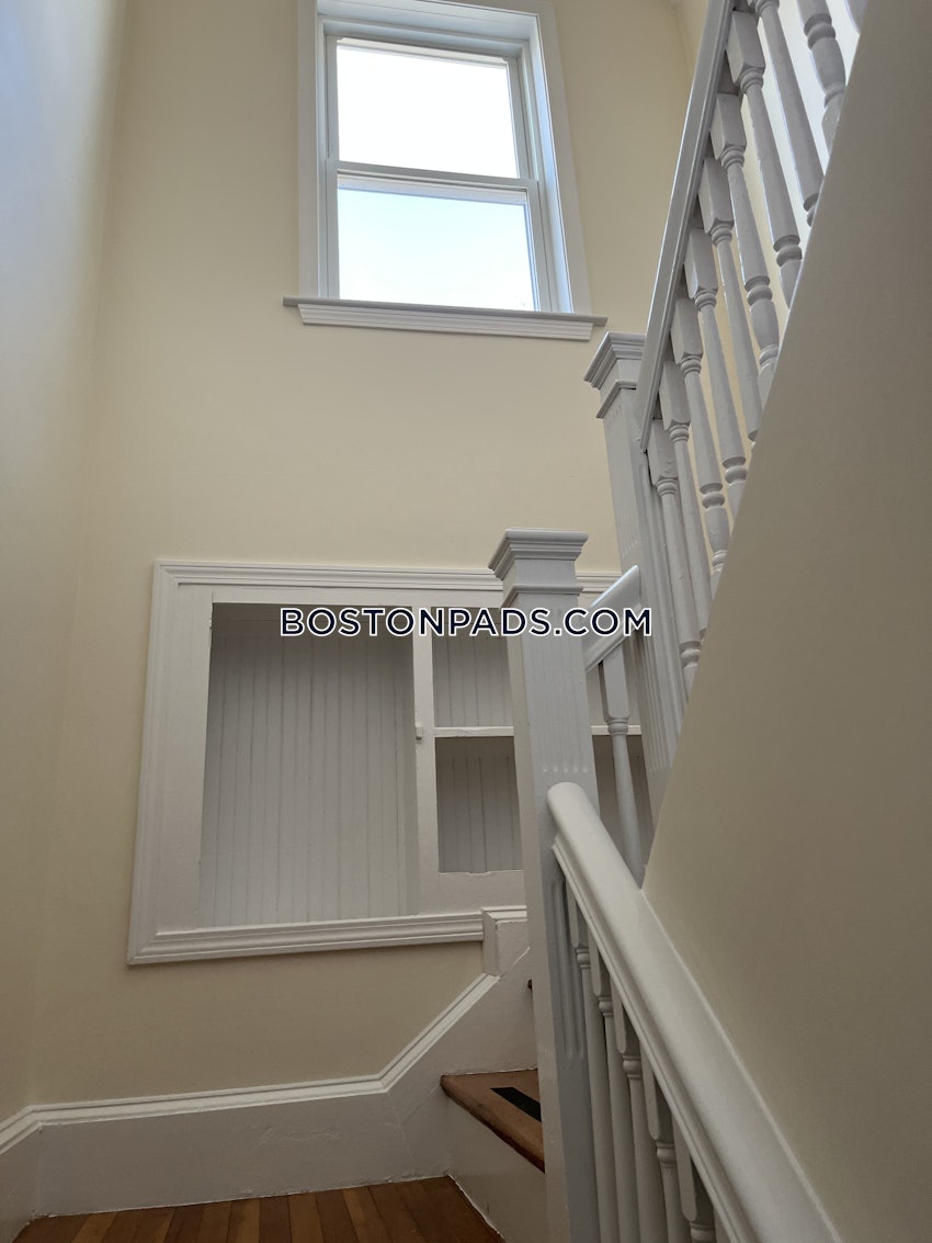 BROOKLINE- BOSTON UNIVERSITY - 2 Beds, 1 Bath - Image 8