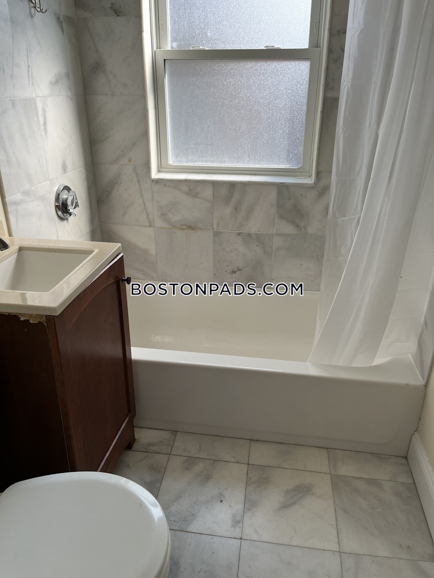 BROOKLINE- BOSTON UNIVERSITY - 2 Beds, 1 Bath - Image 10