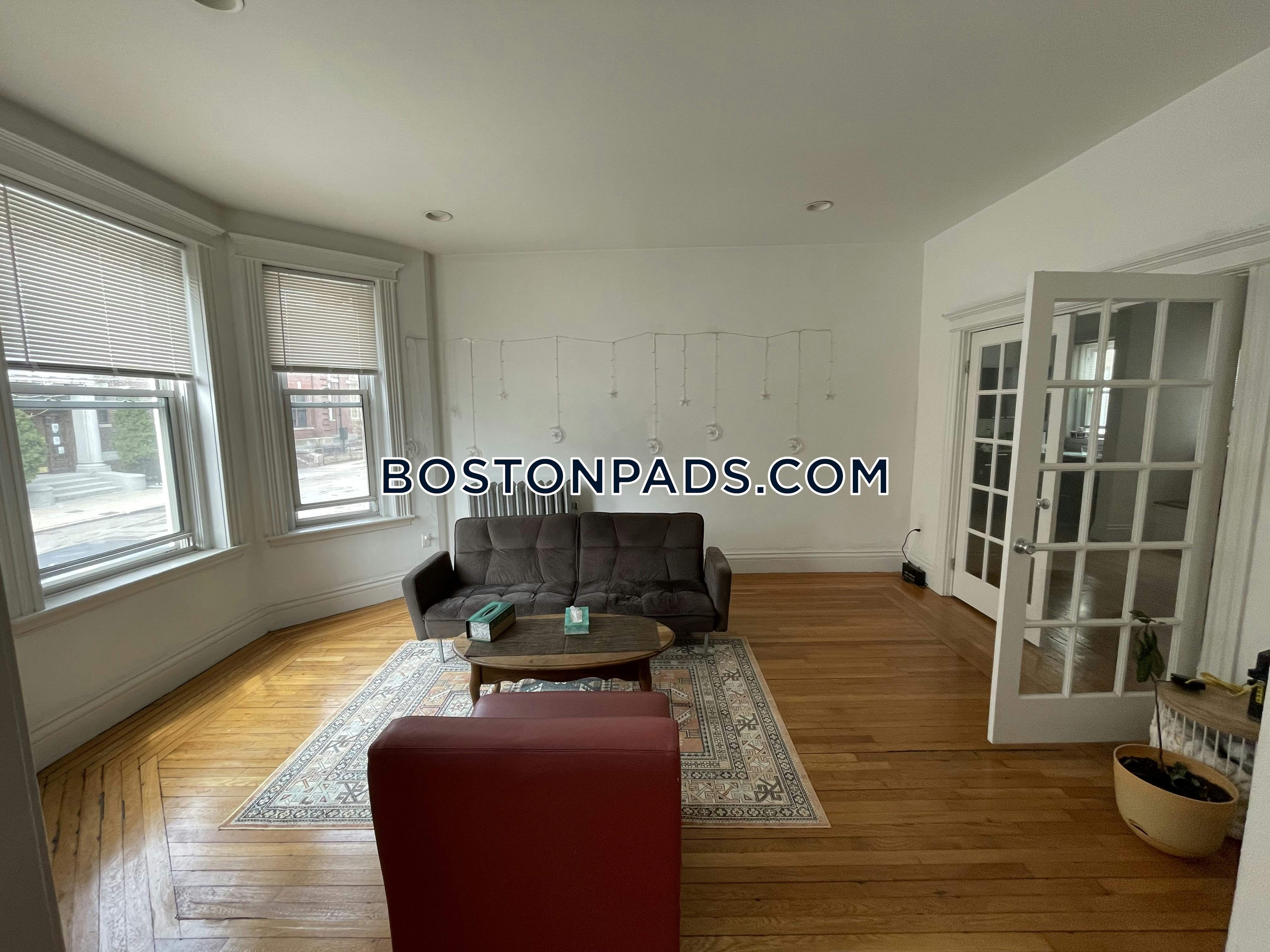 Fenway/kenmore Apartment for rent 2 Bedrooms 1 Bath Boston 4,000