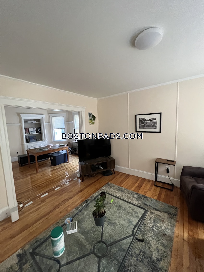 BOSTON - ALLSTON - 3 Beds, 1 Bath - Image 2