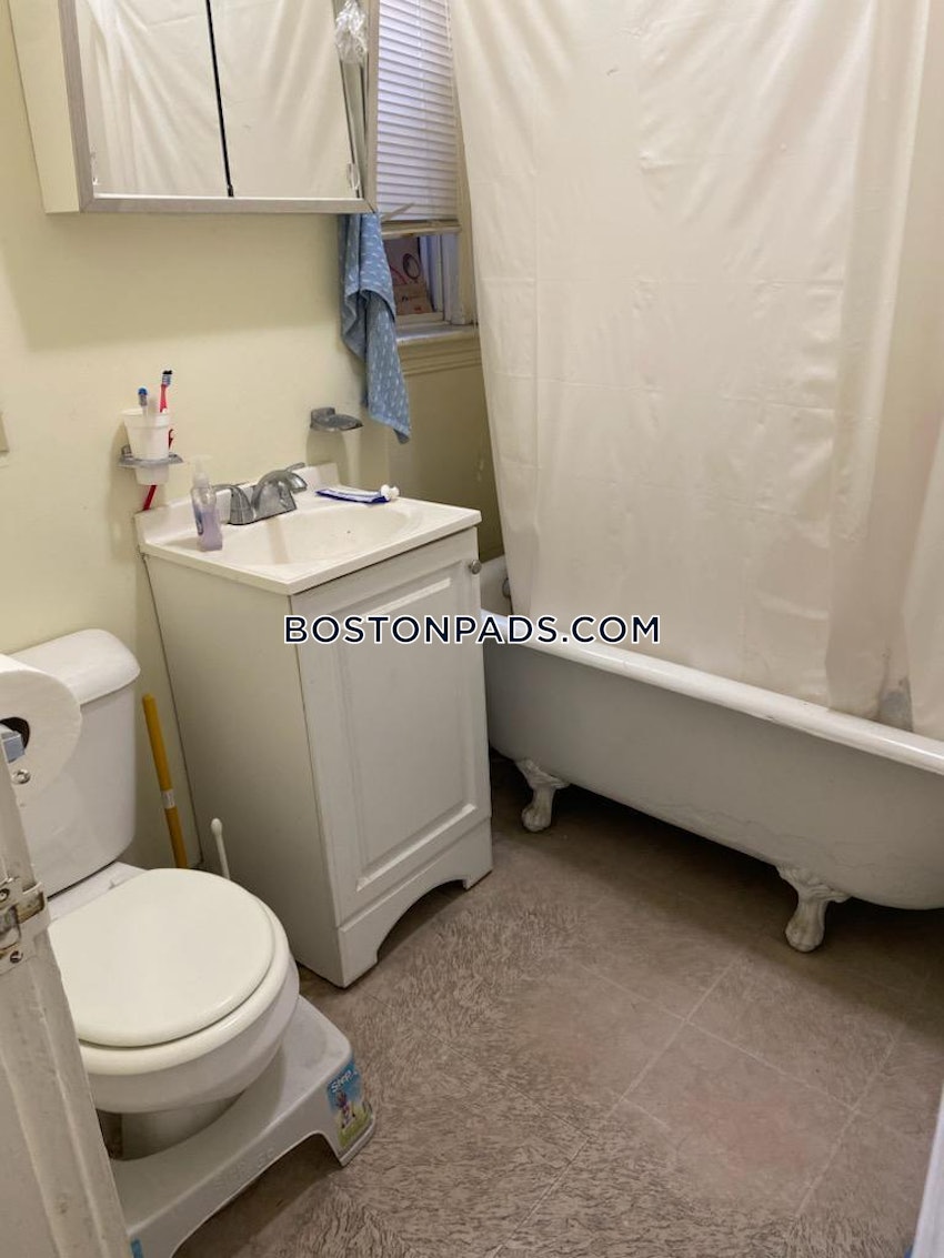 BOSTON - FENWAY/KENMORE - 1 Bed, 1 Bath - Image 32