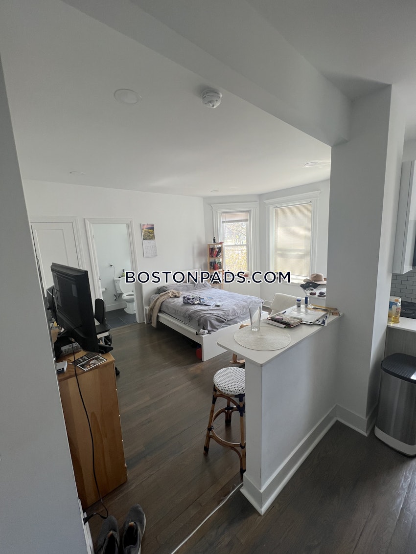 BOSTON - FENWAY/KENMORE - Studio , 1 Bath - Image 9